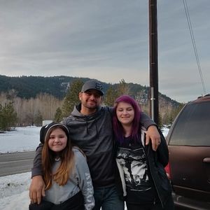 Meet your Posher, Clint